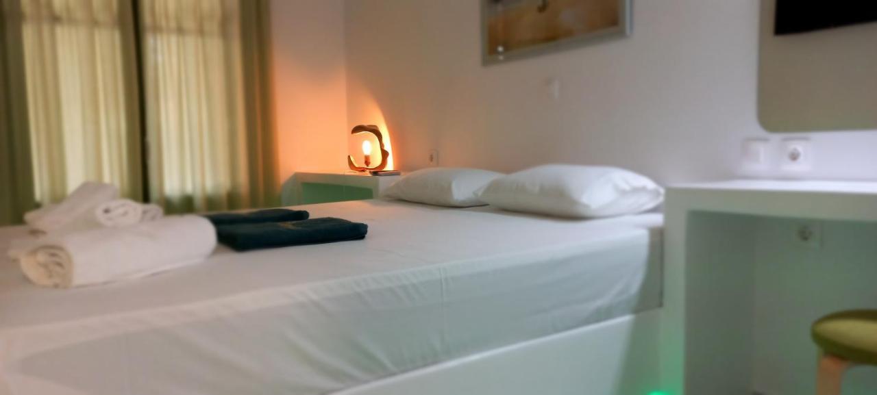 Leros Eleonas Apartments Alinda  Eksteriør billede